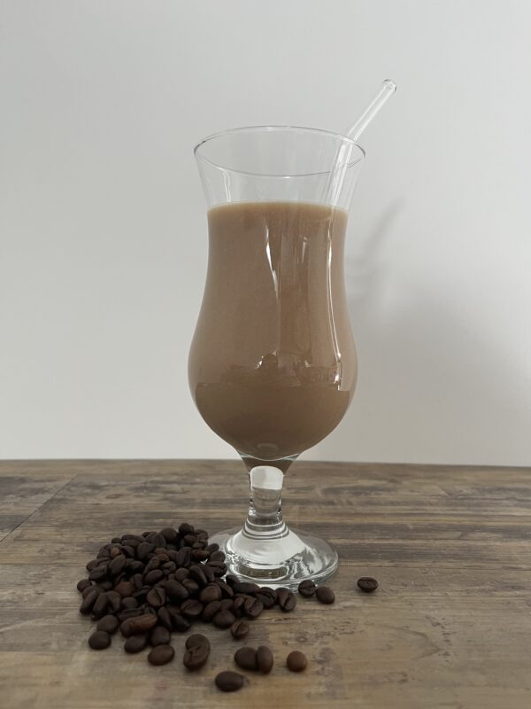 Koktejl s příchutí caffé latte