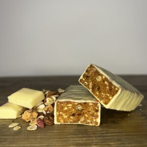 Tyčinka müsli v bílé čokoládě